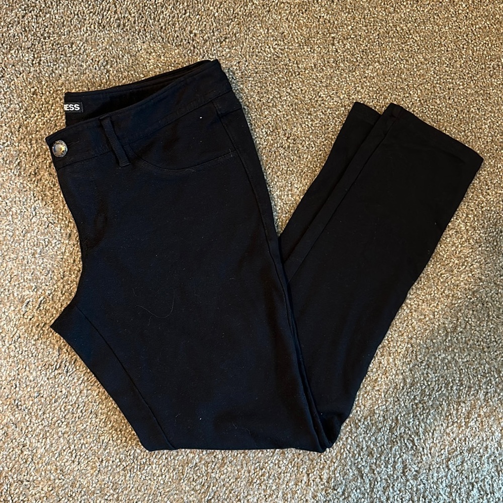 EXPRESS SOFT STRETCHY JEGGINGS • SZ M